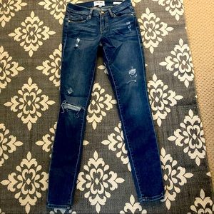 Frame distressed skinny jeans size 24